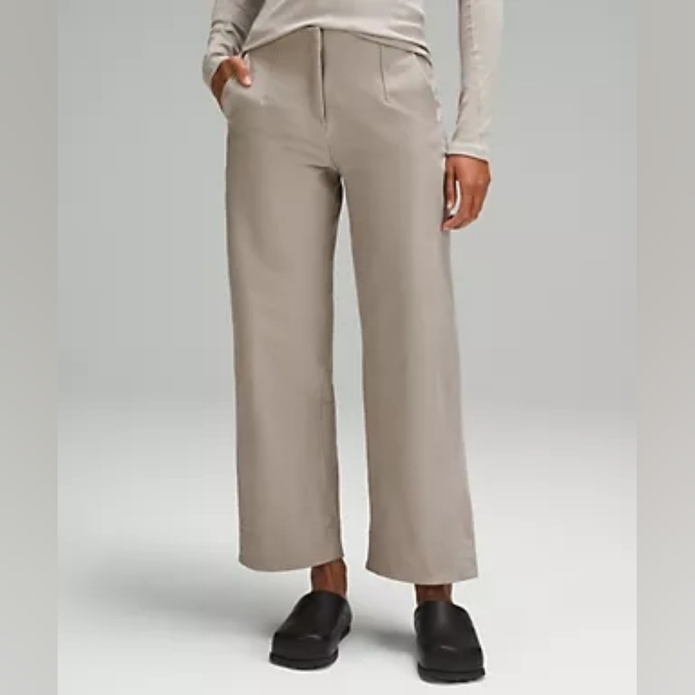 Utilitech Relaxed Mid-Rise Trouser 7/8 Length Pants